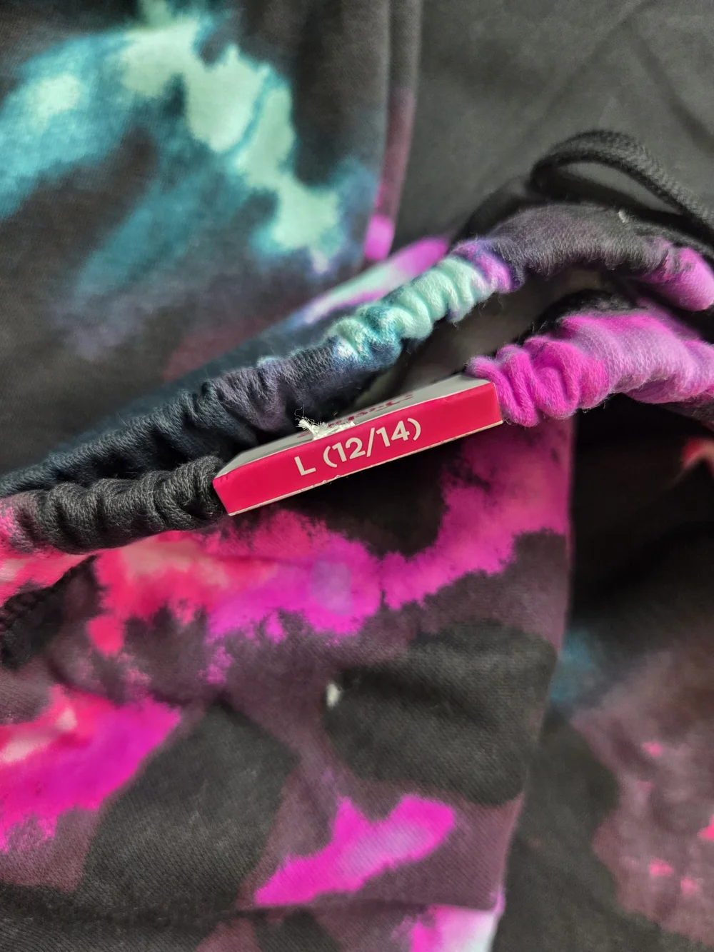 Justice bold tie